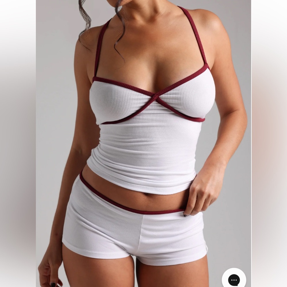 Gaui Two Tone Split Back Cami and Short Set in White/ Black Cherry 🍒 - Picture 2 of 3
